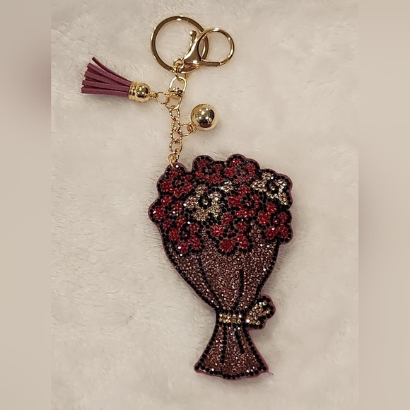 Accessories - Elegant Floral Bouquet Keychain with Gold Accents Bag Charm